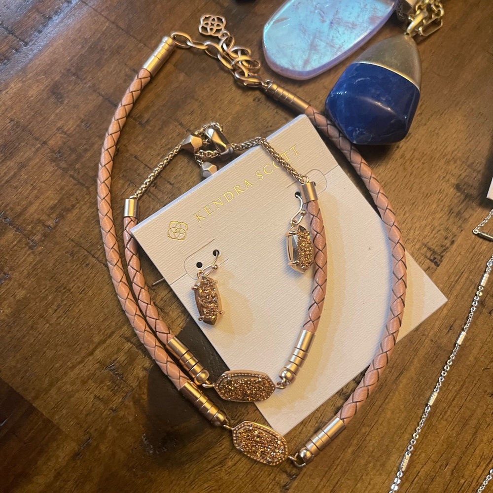 Kendra Scott Set